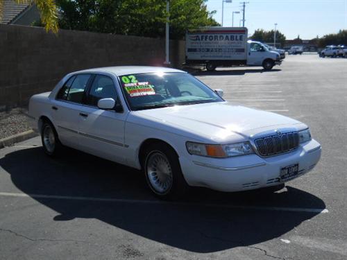 Mercury Grand Marquis 2002 photo 1