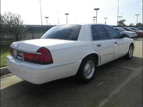 Mercury Grand Marquis 2002 photo 3