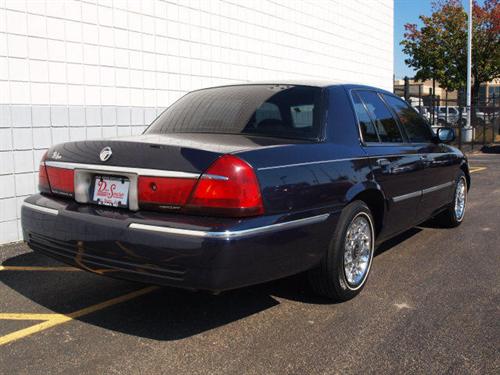 Mercury Grand Marquis 2002 photo 2