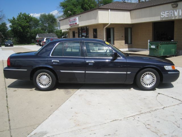 Mercury Grand Marquis LS Premium Sedan