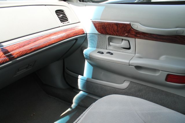 Mercury Grand Marquis 2002 photo 13