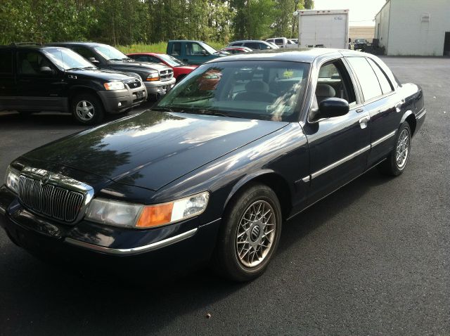 Mercury Grand Marquis 2002 photo 1