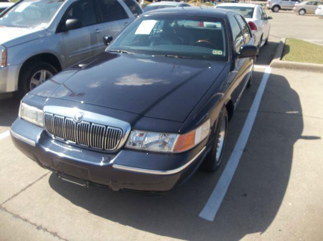 Mercury Grand Marquis LS Premium Sedan