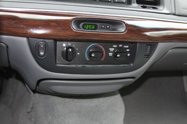 Mercury Grand Marquis 2003 photo 1