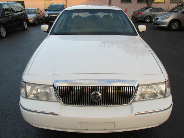 Mercury Grand Marquis 2003 photo 2