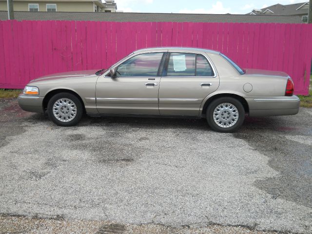 Mercury Grand Marquis 2003 photo 2