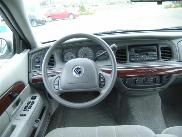 Mercury Grand Marquis XLS Sedan