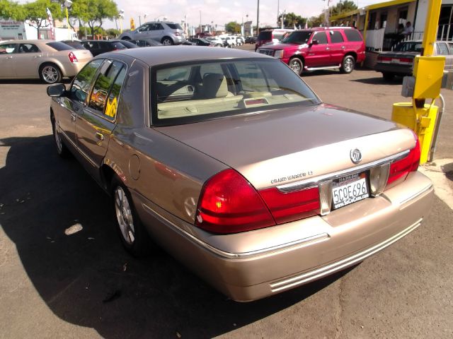 Mercury Grand Marquis 2003 photo 2