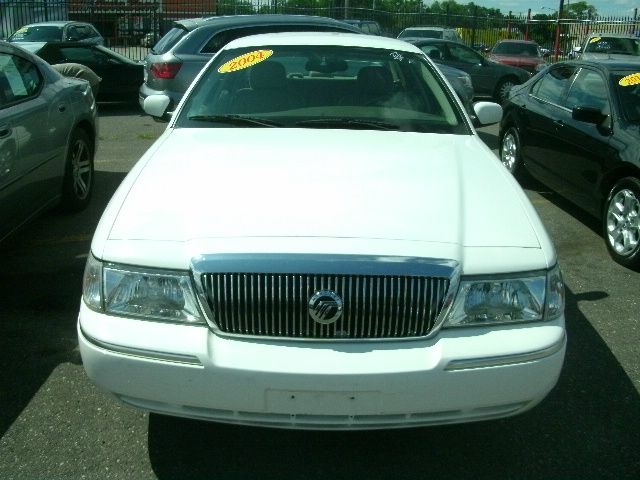 Mercury Grand Marquis 2004 photo 3