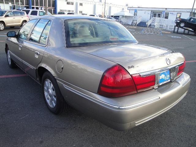 Mercury Grand Marquis 2004 photo 1