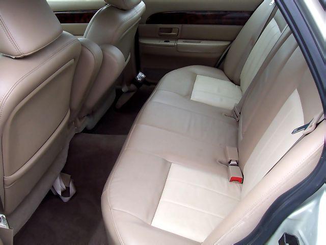 Mercury Grand Marquis 2004 photo 2