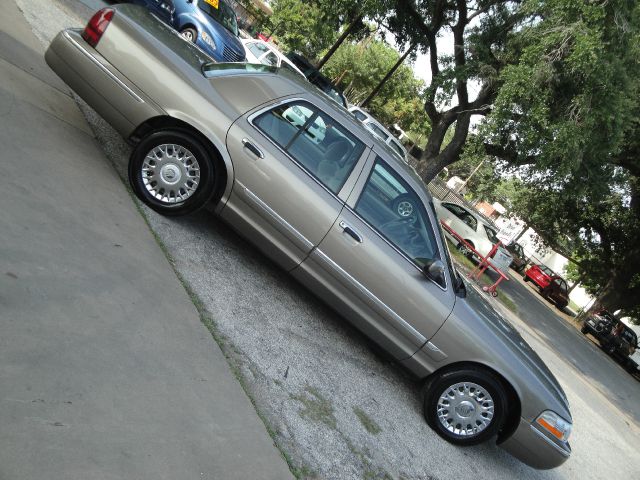 Mercury Grand Marquis 2004 photo 1