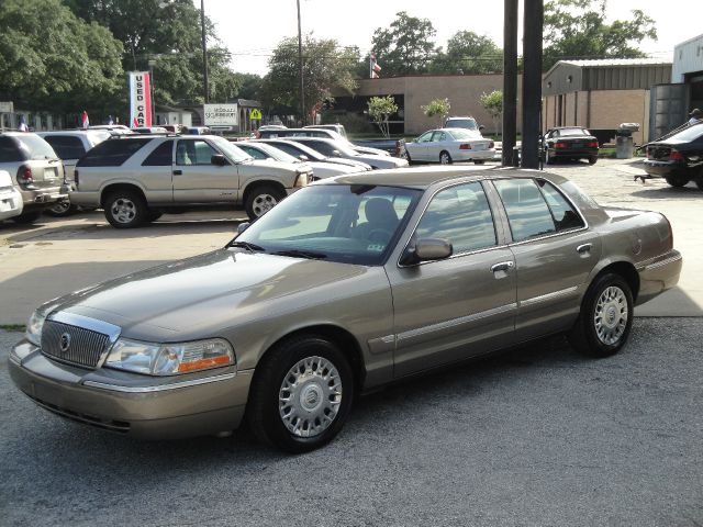 Mercury Grand Marquis 2004 photo 4