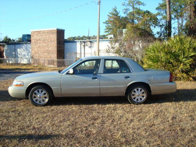 Mercury Grand Marquis 2004 photo 1