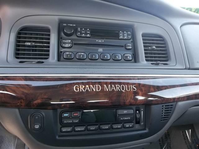 Mercury Grand Marquis 2004 photo 1