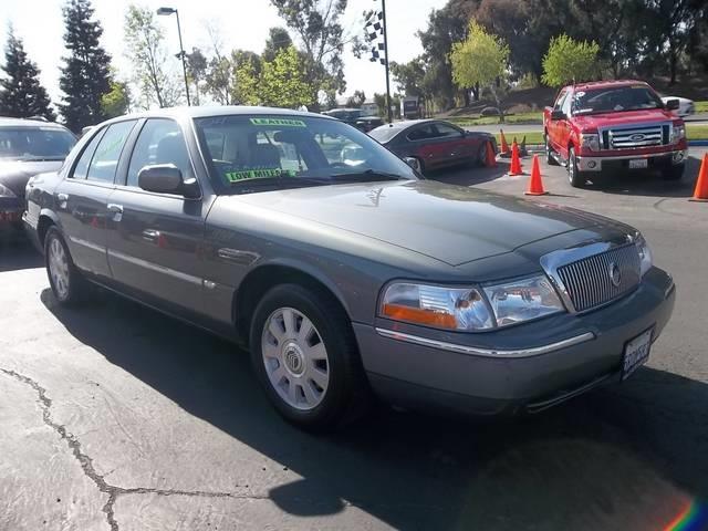 Mercury Grand Marquis 2004 photo 12