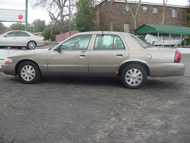 Mercury Grand Marquis 2004 photo 1