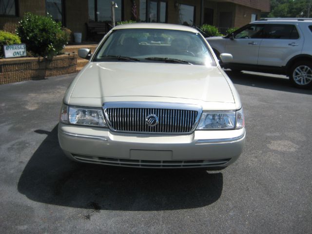 Mercury Grand Marquis 2004 photo 1