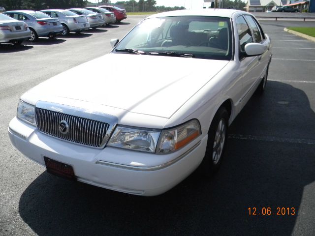 Mercury Grand Marquis LS Premium Sedan