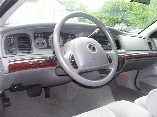 Mercury Grand Marquis 2004 photo 1