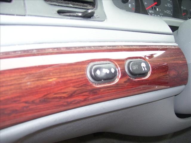 Mercury Grand Marquis 2004 photo 2