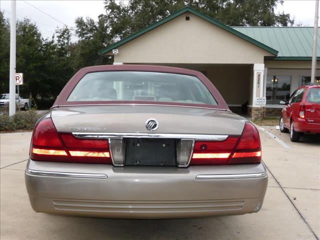 Mercury Grand Marquis 2004 photo 3