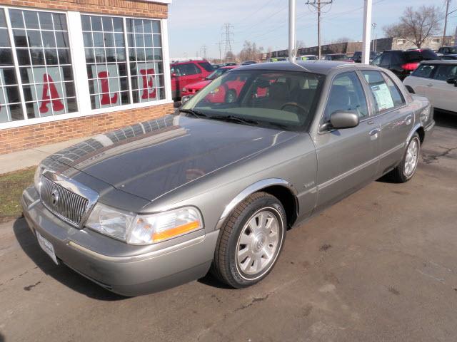 Mercury Grand Marquis LS Premium Sedan