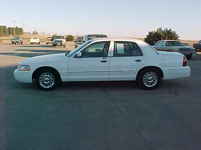 Mercury Grand Marquis 2004 photo 1