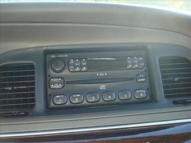 Mercury Grand Marquis 2004 photo 4