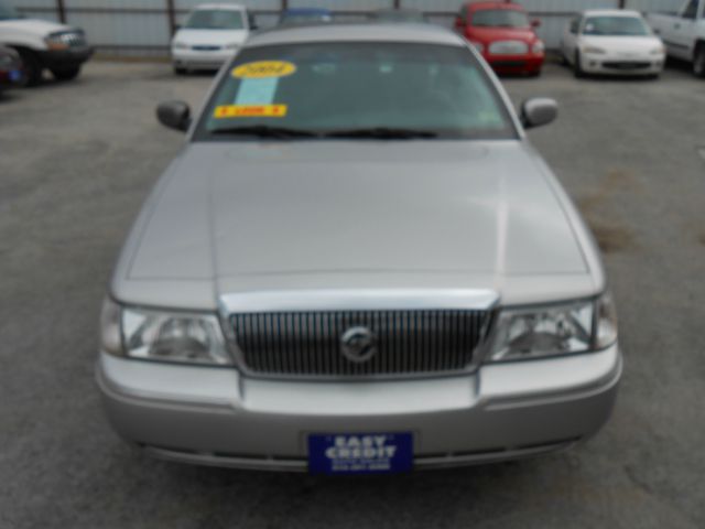 Mercury Grand Marquis 2004 photo 2