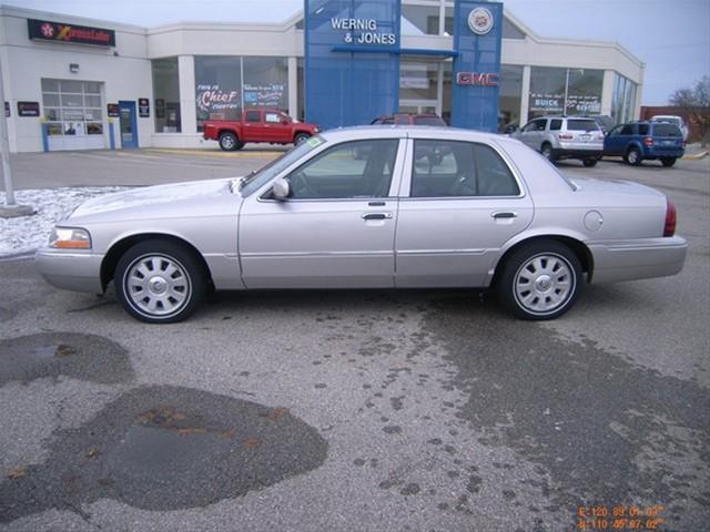 Mercury Grand Marquis Touring W/nav.sys Sedan