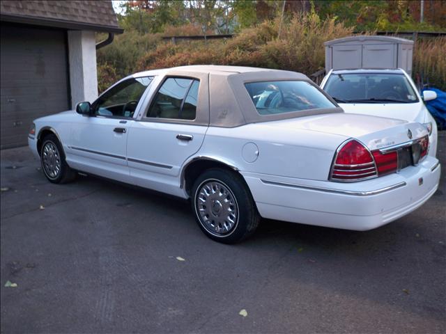 Mercury Grand Marquis 2004 photo 3