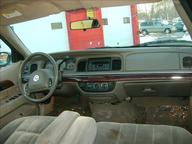 Mercury Grand Marquis 2004 photo 3