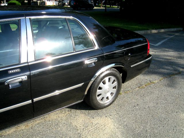 Mercury Grand Marquis 2004 photo 1