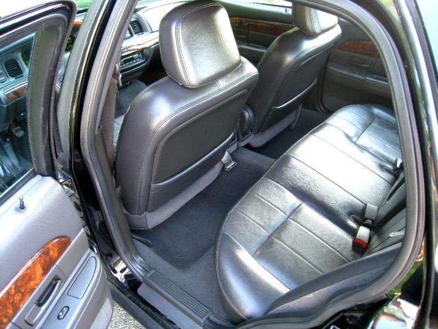 Mercury Grand Marquis 2004 photo 11