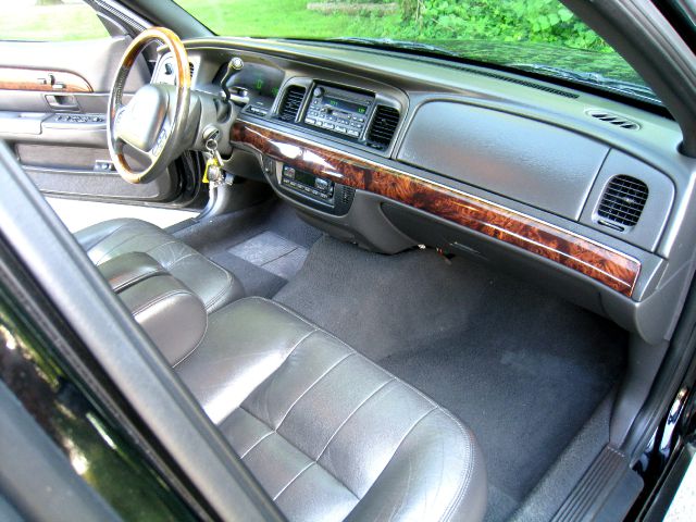 Mercury Grand Marquis 2004 photo 18