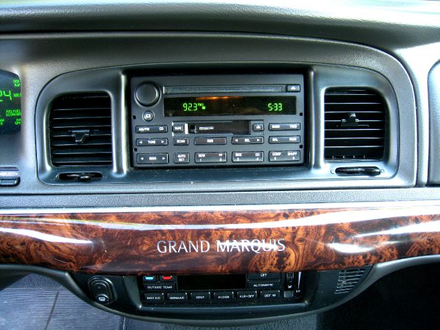 Mercury Grand Marquis 2004 photo 28