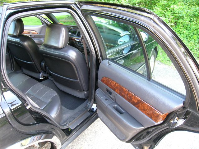 Mercury Grand Marquis 2004 photo 4