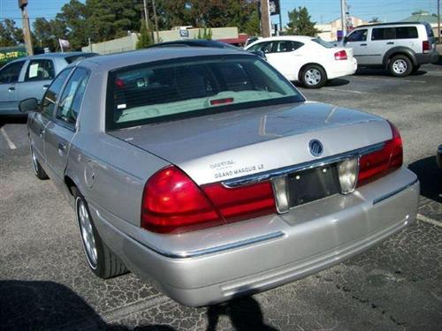 Mercury Grand Marquis 2004 photo 2