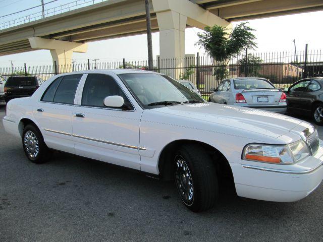 Mercury Grand Marquis XLS Sedan