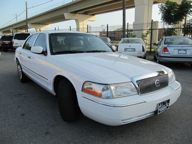 Mercury Grand Marquis 2004 photo 1