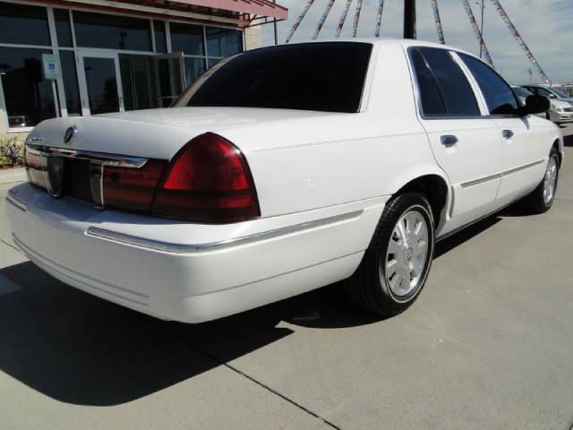 Mercury Grand Marquis 2004 photo 1