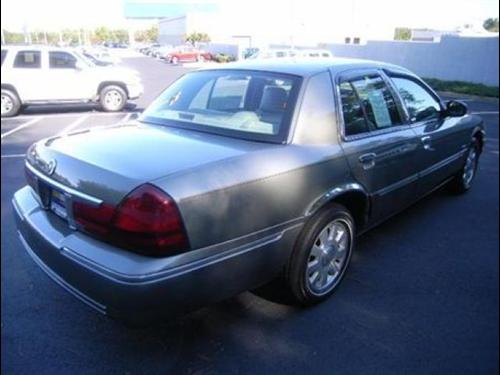 Mercury Grand Marquis 2004 photo 4