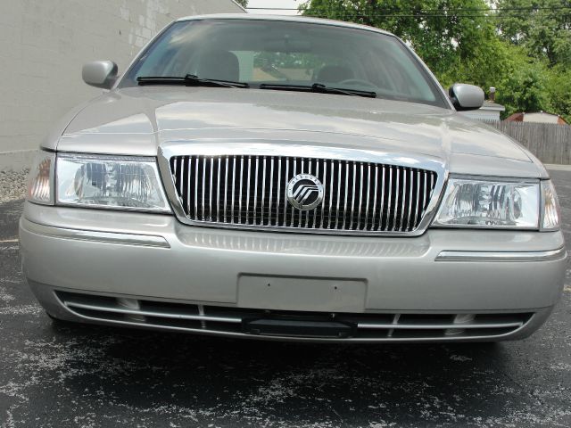 Mercury Grand Marquis 2004 photo 3