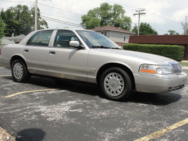 Mercury Grand Marquis 2004 photo 4