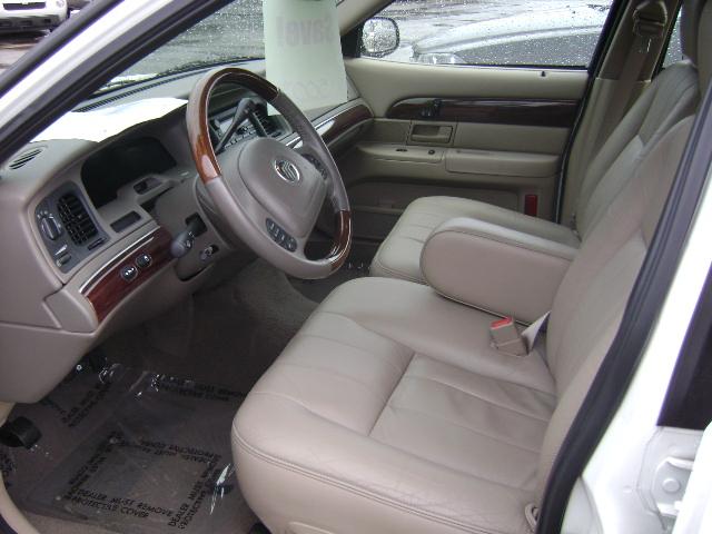 Mercury Grand Marquis 2004 photo 1