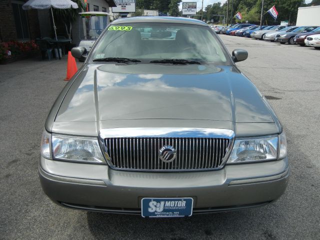 Mercury Grand Marquis 2004 photo 1