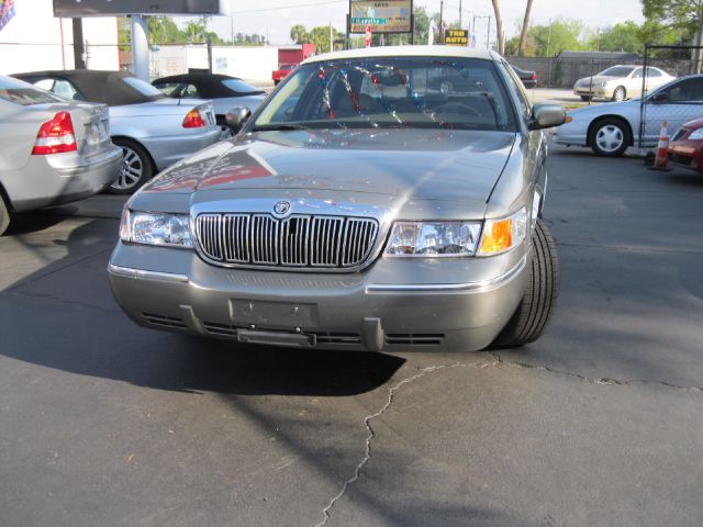 Mercury Grand Marquis XLS Sedan