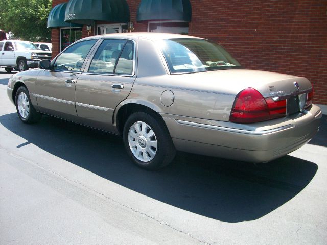 Mercury Grand Marquis 2004 photo 1