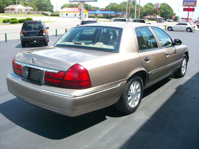 Mercury Grand Marquis 2004 photo 4